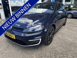 Volkswagen Golf 1.4 TSI GTE panodak navi airco/ecc