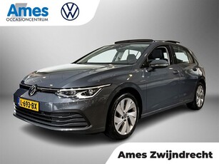 Volkswagen Golf 1.5 150pk eTSI Style / Panoramisch