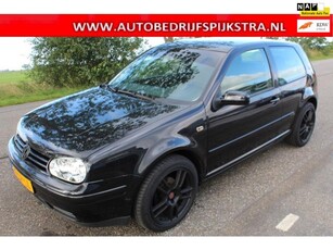 Volkswagen Golf 1.6-16V // AIRCO //