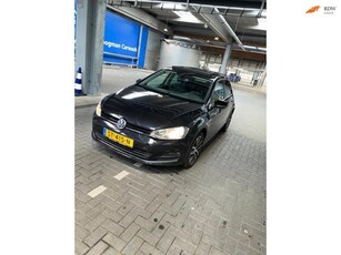 Volkswagen Golf 1.6 TDI R-Line Full Option Euro6 NAVI