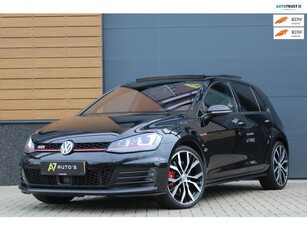 Volkswagen Golf 2.0 TSI GTI/PANO/LANE