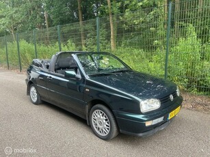 Volkswagen Golf Cabrio 1.8