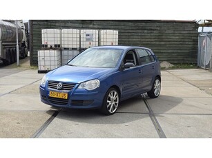 Volkswagen Polo 1.4-16V Optive