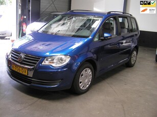 Volkswagen Touran 1.4 TSI Comfortline 7 zits motor slaat