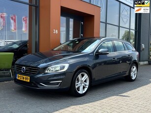 Volvo V60 2.4D6 AWD Plug-In HybridXenonDakjeLeerNaviCAM