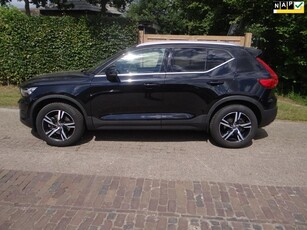 Volvo XC40 2.0 T4 Inscription pano,dak, parkeercamera