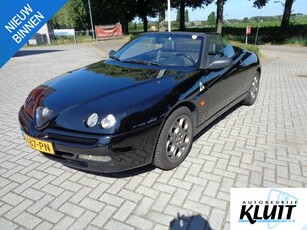 Alfa Romeo Spider 2.0-16V T.Spark L Elektrische kap