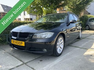 BMW 3-serie Touring 320i Executive*Airco*Pano