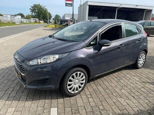 Ford Fiesta 1.0 Titanium MET VOL JAAR APK EROP KOOPJE HOOR