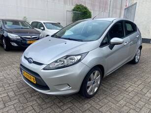 Ford Fiesta 1.6 TDCi ECOnetic Bj:2011 Airco El Ramen Cruise