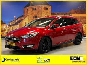 Ford Focus Wagon 1.5 TDCI Titanium Aut Leer Camera ACC Xenon