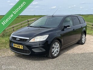 Ford Focus Wagon 1.6 2008 airco nieuwe APK zwart