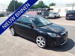 Ford FOCUS Wagon 1.8 Limited Flexi Fuel (bj 2010)