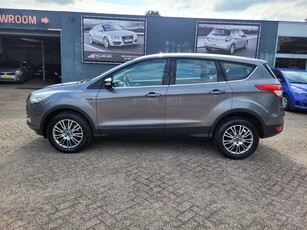 Ford Kuga 1.6 Titanium Plus 4WD Automaat - Airco ecc -