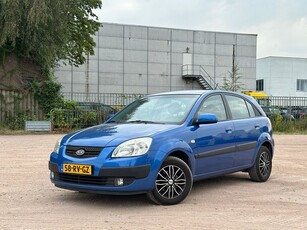 Kia Rio 1.4 L/TOPPER