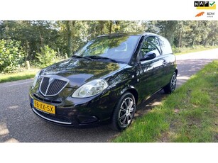 Lancia Ypsilon 1.2 Argento