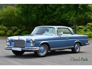 Mercedes-Benz 200-serie 280 SE 3.5 V8 (bj 1971, automaat)