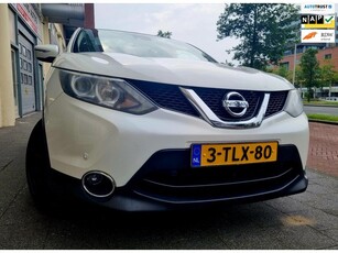 Nissan Qashqai 1.2 Connect Edition Navi PanoDak Camera ParkS