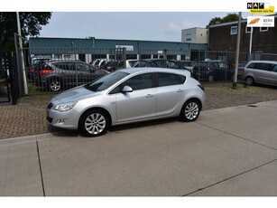 Opel Astra 1.4 Cosmo