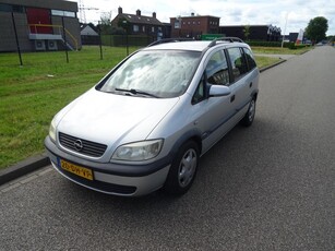 Opel Zafira 1.8-16V Comfort