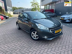 Peugeot 208 1.2 VTi Envy CLIMA Stoelverwarming Volledig