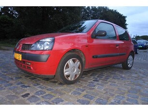 Renault Clio 1.2-16V Authentique apk tot 3-2-2025 175 dkm