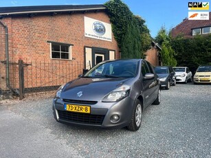 Renault Clio 1.2 Authentique ( Airco + Elektrische ramen )