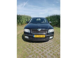 Skoda Octavia 1.6 Ambiente