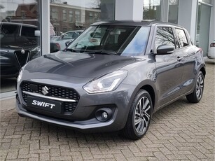 Suzuki Swift 1.2 STYLE SMART HYBRID CVT € 3.850