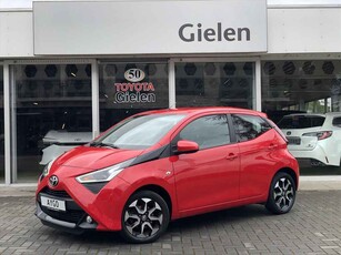 Toyota Aygo 1.0 VVT-i 5D x-joy | Apple CarPlay/Android Auto, Lichtmetalen velgen, Parkeercamera, Stuurbediening, Snelheidsbegrenzer