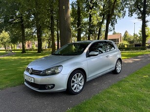 Volkswagen Golf 1.4 TSI Highline Automaat -leder-navi 2010