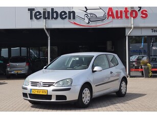 Volkswagen Golf 1.6 FSI Trendline Cruise control