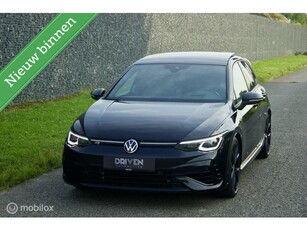 Volkswagen Golf 8 2.0 TSI R 4Motion Pano - Head Up -