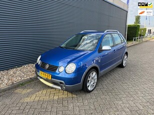 Volkswagen Polo 1.4-16V FUN