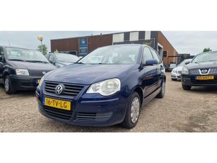 Volkswagen Polo 1.4-16V Optive??€1499,-??