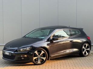 Volkswagen Scirocco 1.4 TSI - Highline - Panorama - Carplay