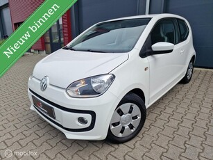 Volkswagen Up! / high up! / 75PK /dealer ond. /zeer netjes