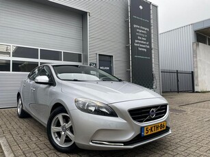 Volvo V40 1.6 D2 Kinetic (bj 2013) CAMERANAVILEDCLIMA!