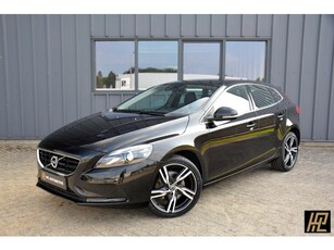 Volvo V40 2.0 T3 152pk Leer Navi 18