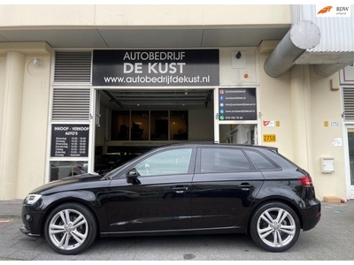 Audi A3 Sportback 1.6 TDI Stronic 2017 Facelift Panorama