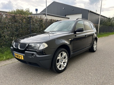 BMW X3 3.0i Executive / LEER / AIRCO / CRUISE (bj 2004)