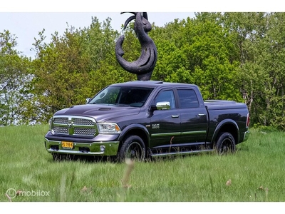 Dodge Ram 1500 5.7 V8 Quad Cab 6'4 LARAMIE