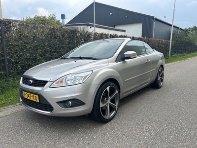 Ford FOCUS Coupe-cabriolet 1.6 Titanium / AIRCO / NAVI /