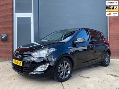 Hyundai I20 1.2i Go! / CRUISE / PDC / AIRCO / 83DKM NAP