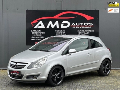 Opel Corsa 1.4 16V Enjoy NapBoekjesClimate