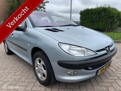 Peugeot 206 1.6-16V Gentry