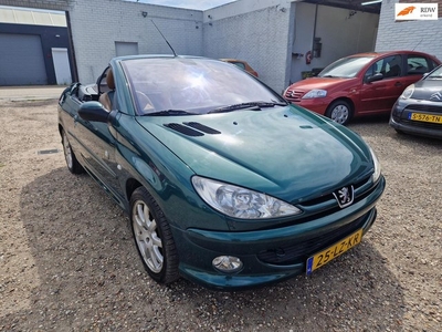 Peugeot 206 CC 2.0-16V Roland Garros CARBIO