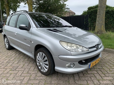 Peugeot 206 SW 1.6-16V Quiksilver