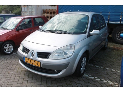 Renault Scénic 1.4-16V Authentique