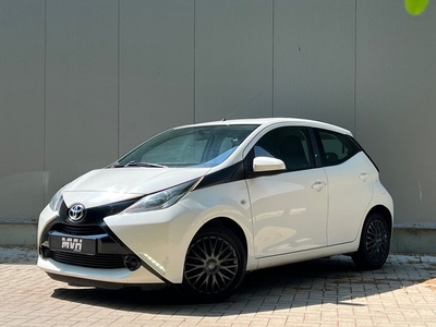 Toyota Aygo 1.0 VVT- i - X-Play - 2017 - Airco - Bluetooth